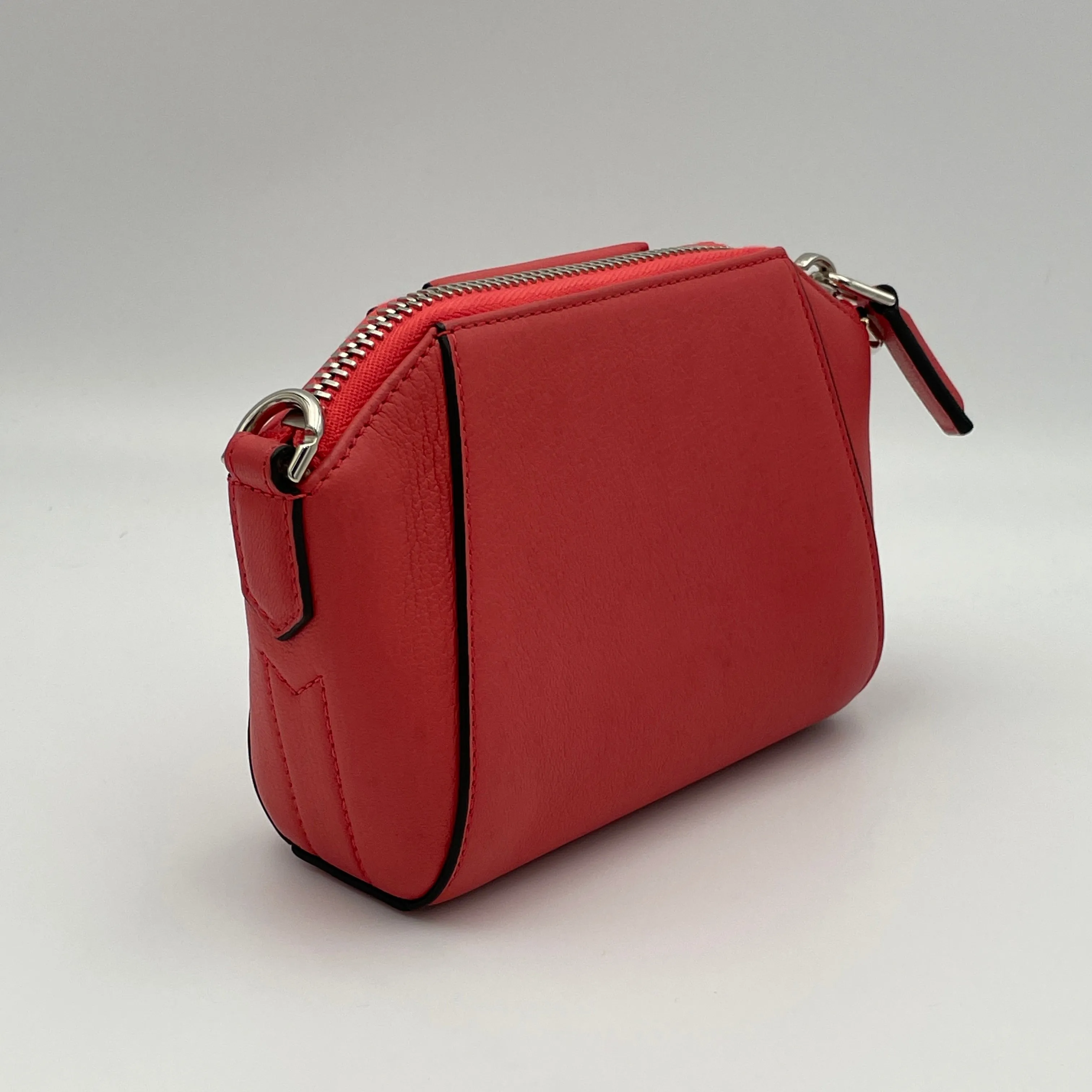 Antigona Nano Pink Crossbody Bag in Calfskin, Silver hardware