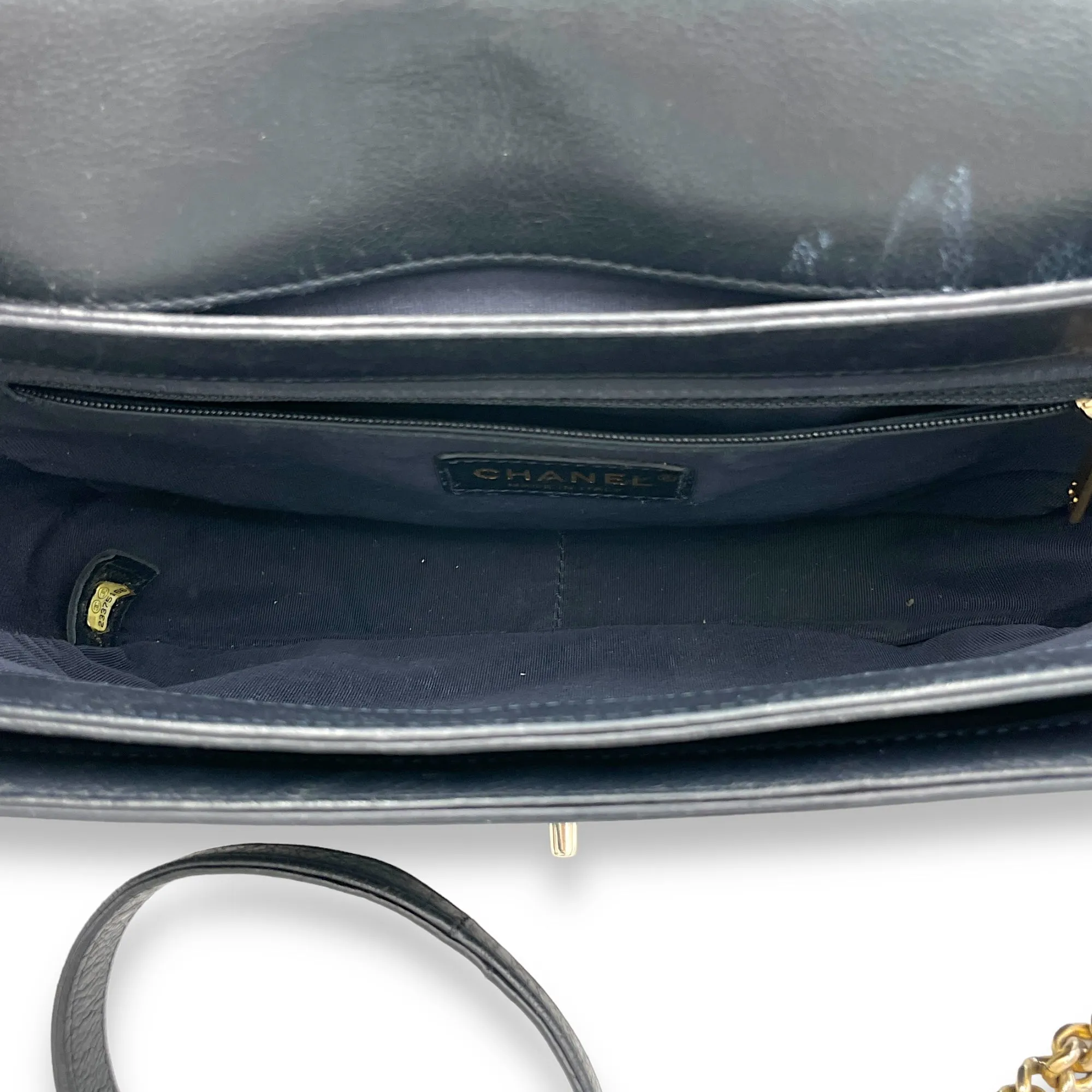 Classic Crossbody Bag Black in Calfskin, Gold hardware