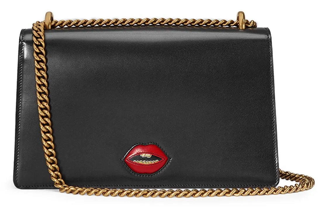 GG Marmont Medium Heart Shoulder Bag in Pink or Black